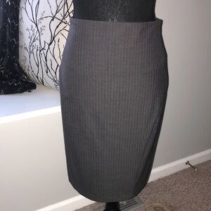 NWT Express career charcoal grey pencil skirt pink pinstripes gold zipper close